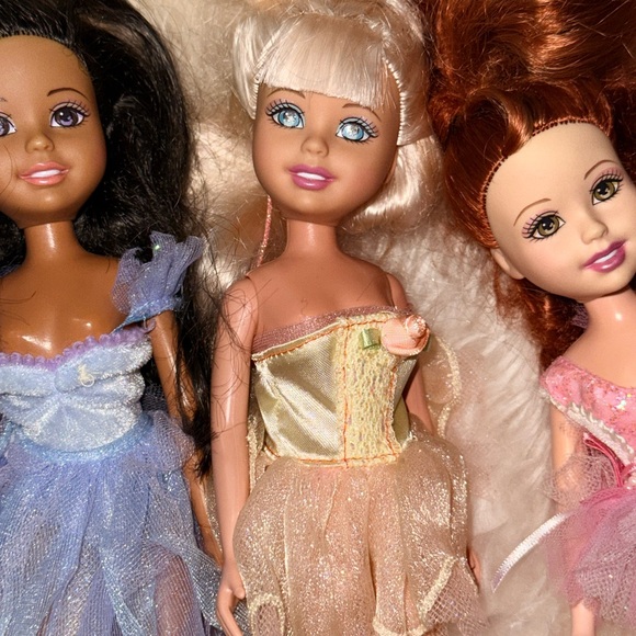 Mattel Barbie Wee 3 Friends Doll Trio including Stacie, Lila and Janet - Picture 3 of 6